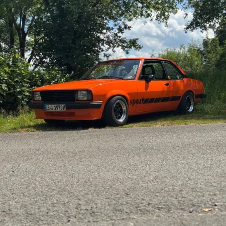 Dennis’ Opel  Ascona B