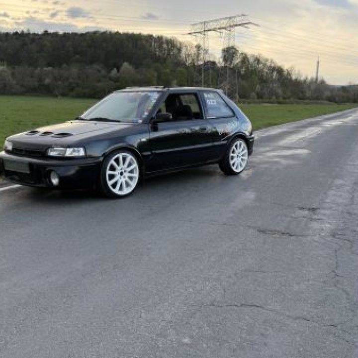 Eddy’s Mazda 323 GTR 1,9 Turbo 4WD