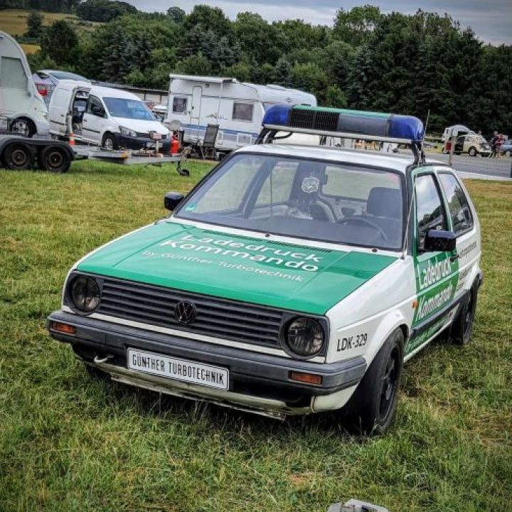 Maximilian’s Volkswagen Golf 2