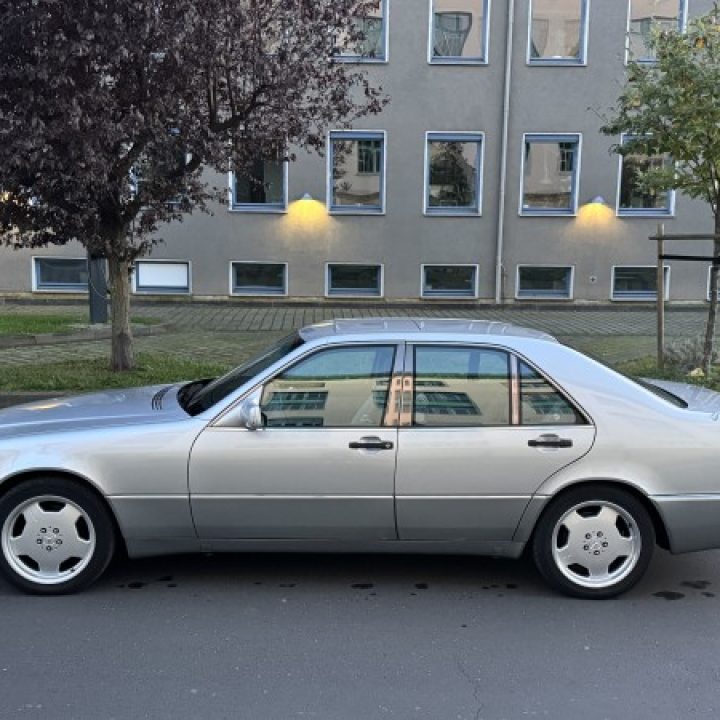 Albert’s Mercedes 500SE