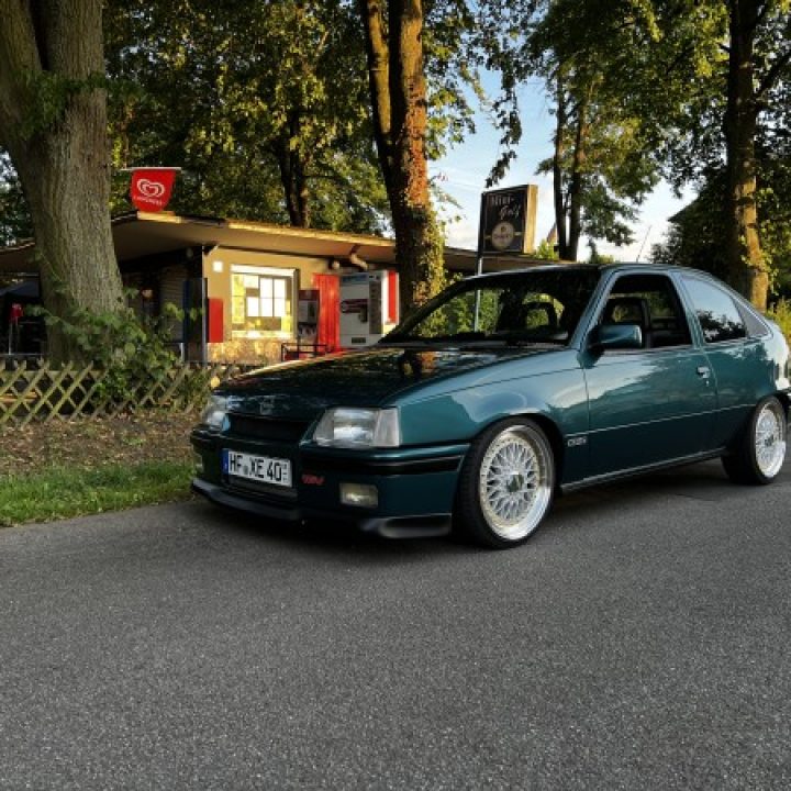Marcel’s Opel Kadett E GSI 16V