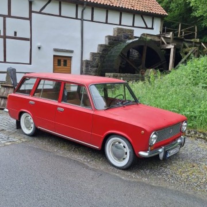 Eduard’s Lada 2102
