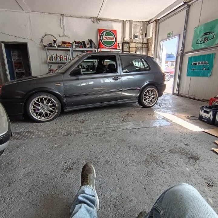 Markus’ Volkswagen Golf 3 VR6 Kompressor