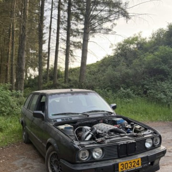 Andy’s Bmw 324TD