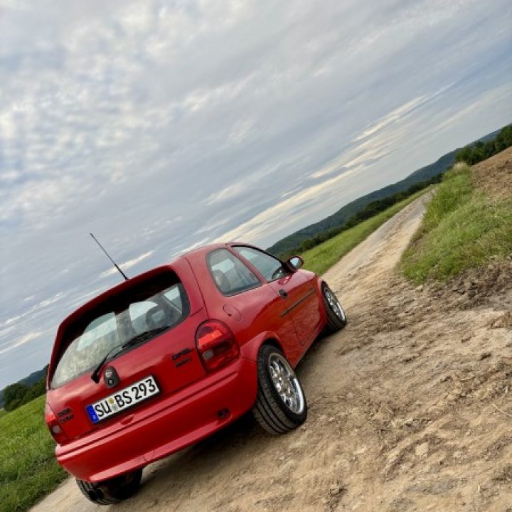 Benjamin’s Opel Corsa B GSI 16v