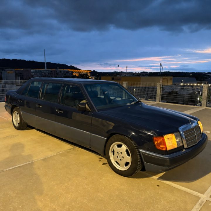 Finn’s Daimler Benz v124 (w124 Stretchlimousine)